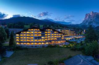Sunstar Hotel Grindelwald Blue Hour Aufnahme
