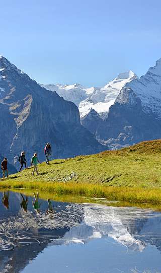Eiger Express Grindelwald Eigernordwand Nahansicht Winter