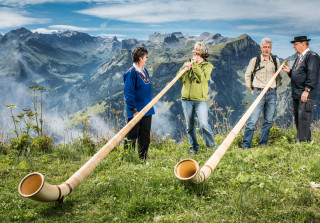 destination sommer wandern alphorn grindelwald sunstar hotel schweiz gf